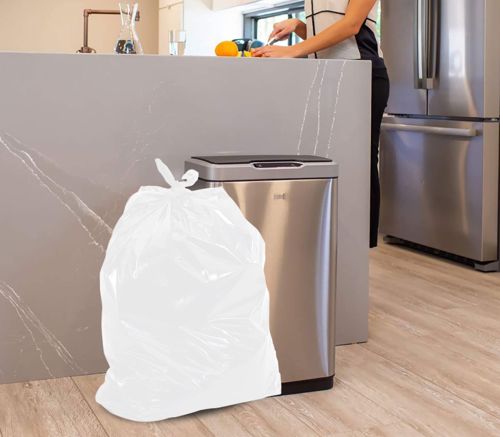 Garbage Bags - Regular - White - 20" x 22" — image 8